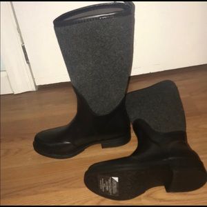 Ugh rain boots